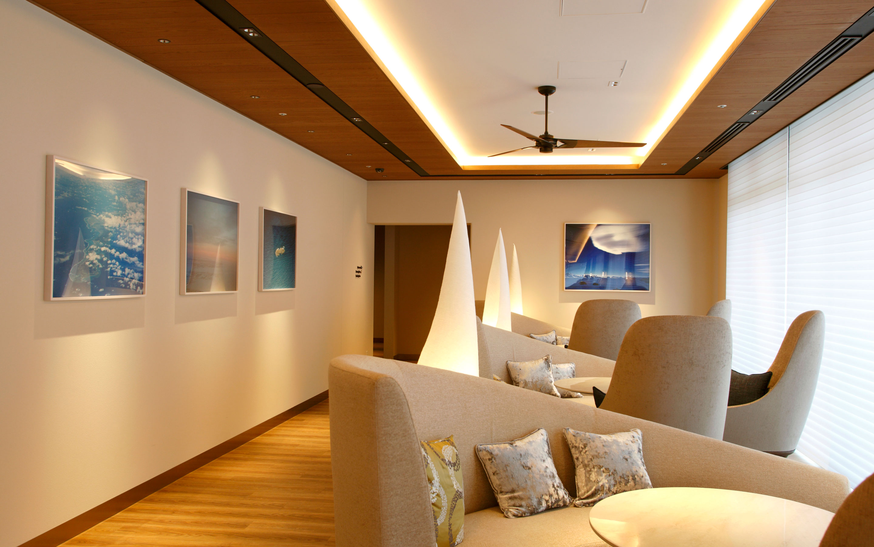 インターコンチネンタル横浜 Pier 8 館内アートキュレーション | art